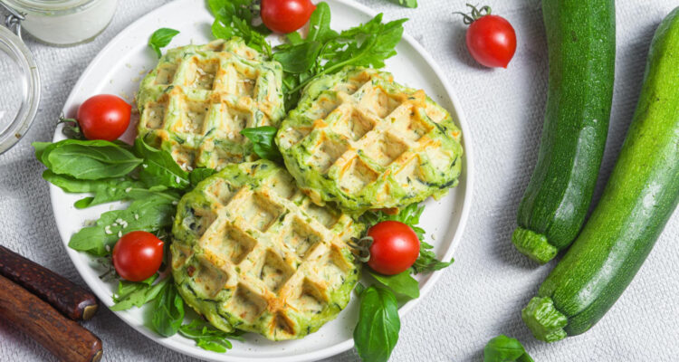 Recept na cuketové vafle s parmezánem